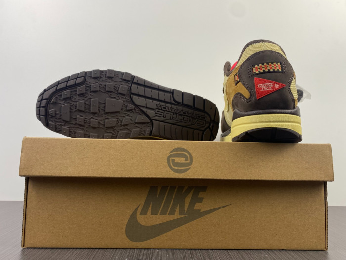 TRAVIS SCOTT x NIKE AIR MAX 1 DO9392-200