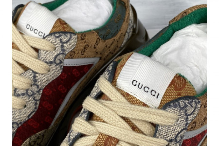 G*u*i rhyton vintage trainer sneaker 620185 99wg0 6060