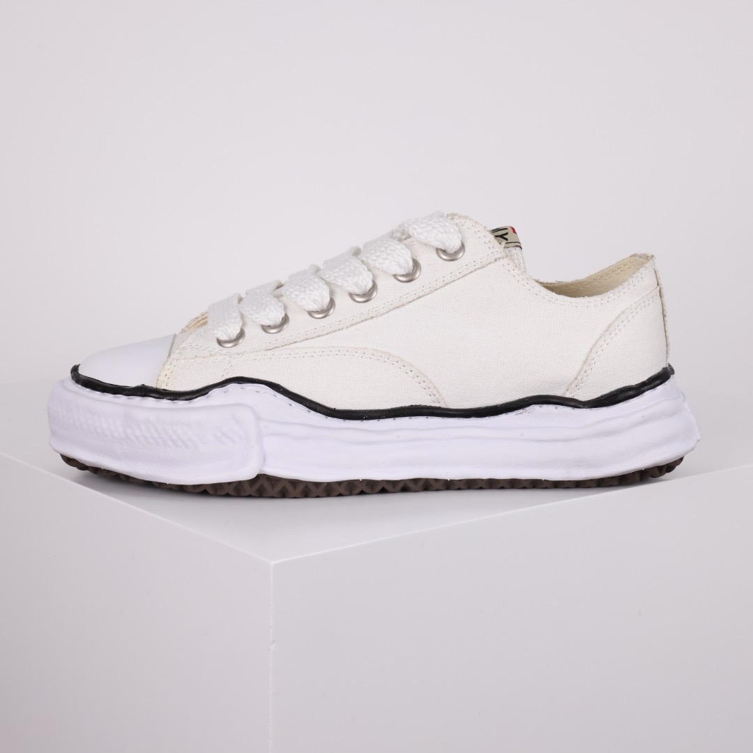 Ma*s*n mihara yasuhiro mmy sneaker