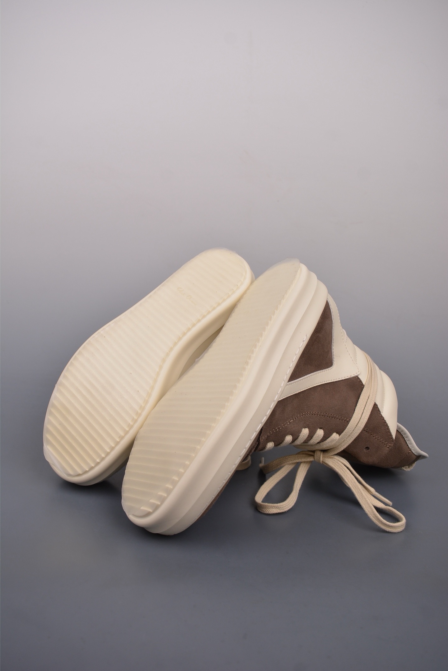 Rick Owen.s Sneaker