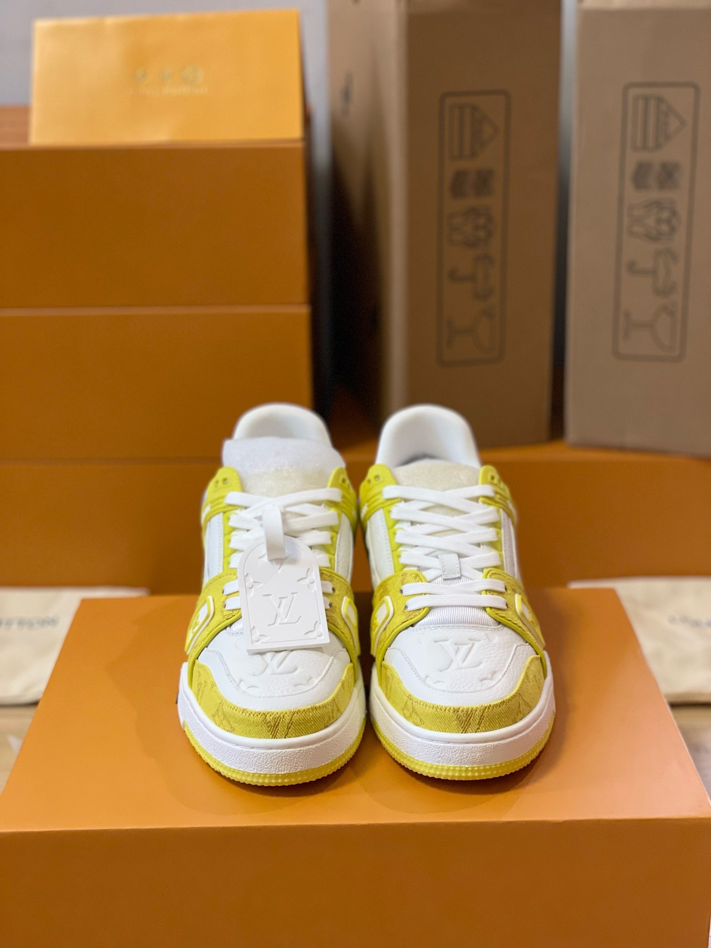 Loui Vuitto TRAINER SNEAKER